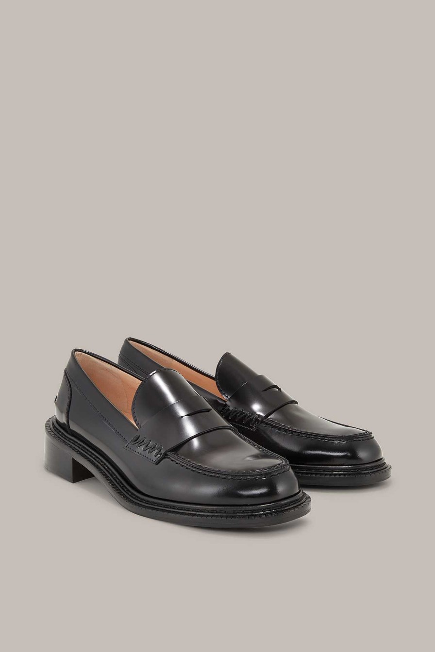 Windsor Loafer Aus Kalbnappaleder By Un Tzer In Schwarz Schuhe