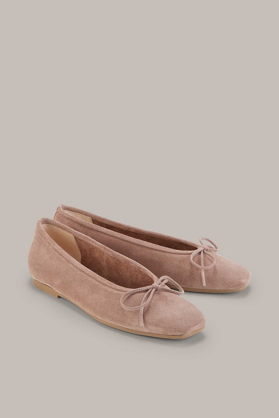 Windsor Ballerina Aus Ziegenveloursleder By Un Tzer In Taupe Schuhe